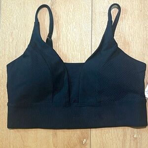 NWT ON Powersoft Black Sports Bra
